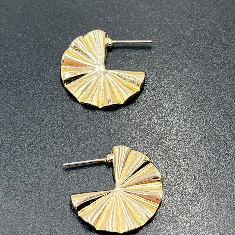 J. Crew Gold Tone Folded Pleated Half Circle Fan Textured Shell Earring